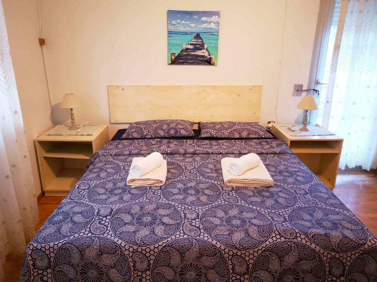 Joel'S Big And Cosy Apartment Close To The Beach Néoi Epivátai Exteriér fotografie